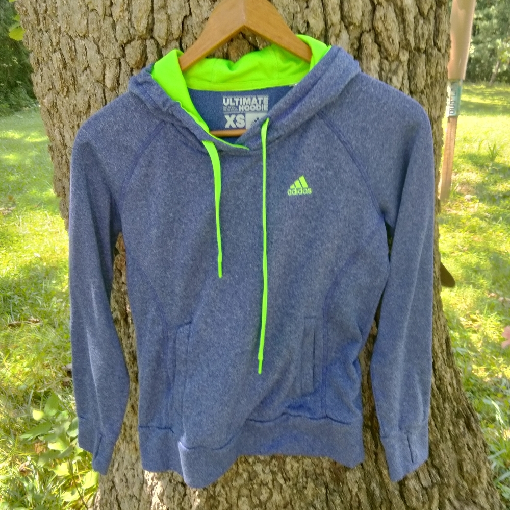 ⬇️Price Drop!⬇️ Adidas Hoodie in size XS